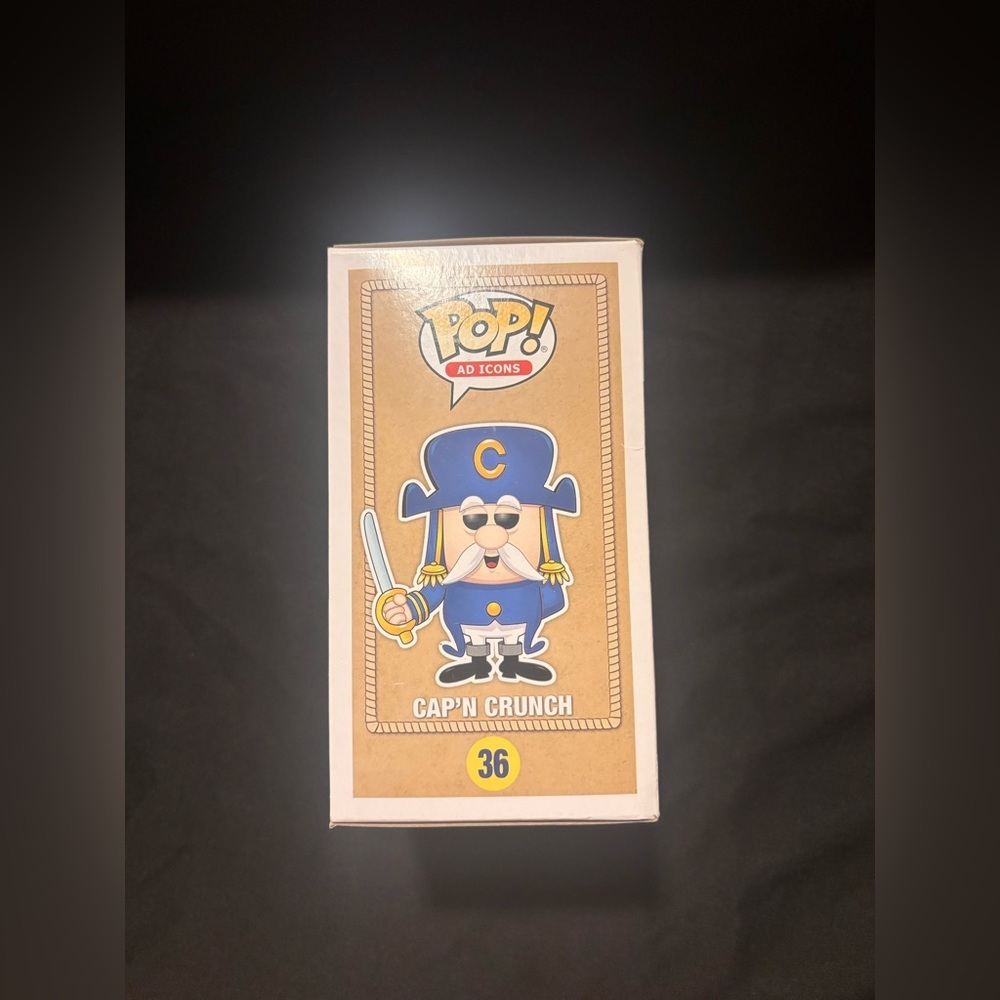 Funko Pop! Ad Icons: Cap’n Crunch #36 - Picture 4 of 5